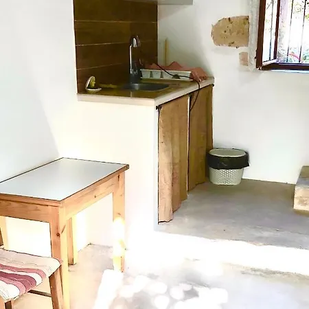 Authentic Crete-village Vibes